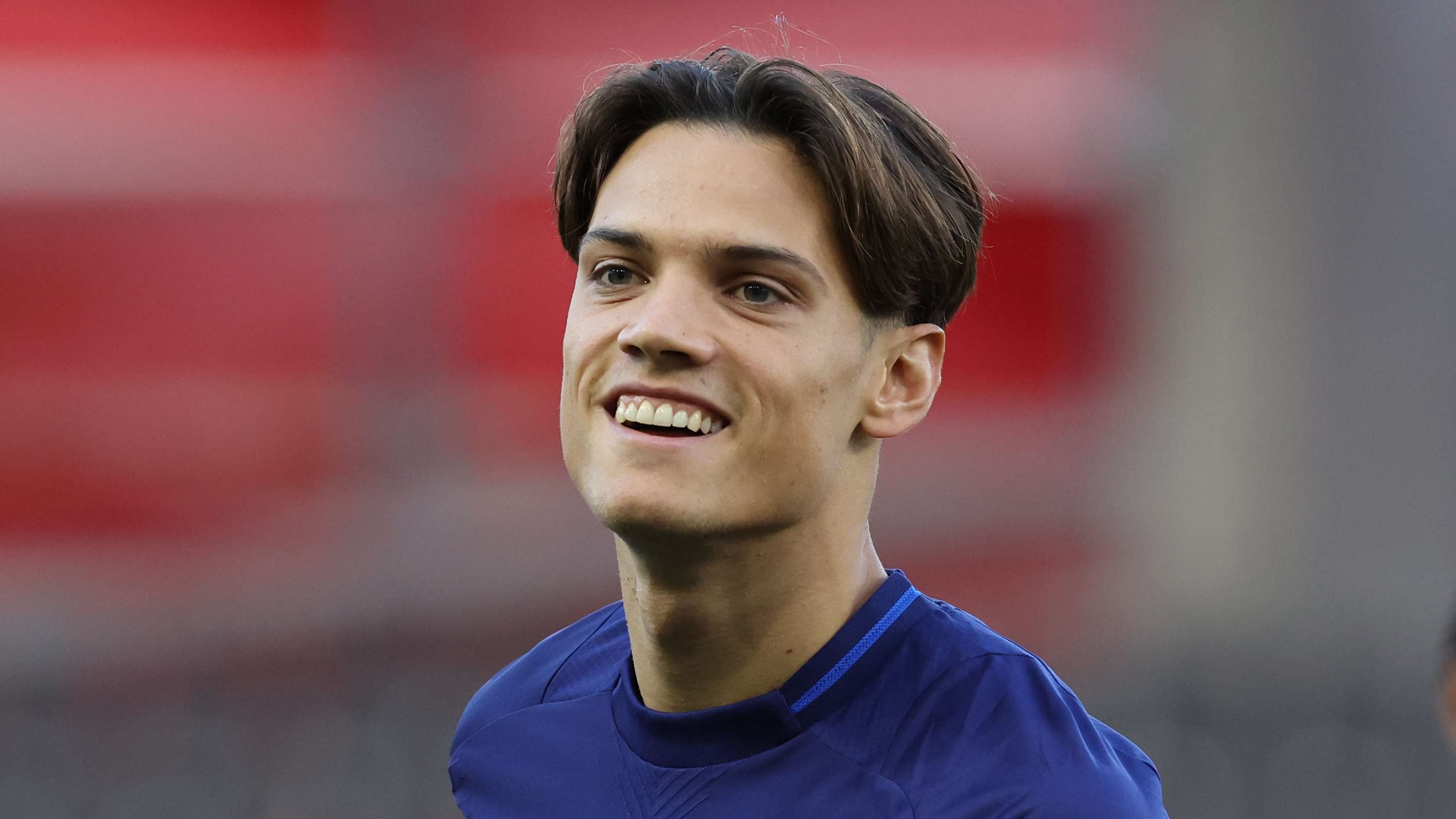 轉身動作迅 轉身動作迅